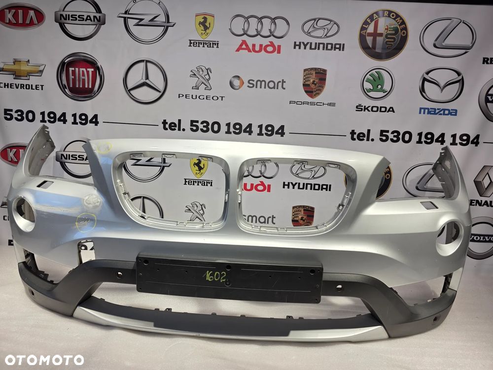 BMW X1 E84 LIFT 13- ZDERZAK PRZEDNI PRZÓD NA SPRYSKI + 4xPDC , NR 51117303750 + 51117303751 , NR AUKCJI NZ1602 - 1