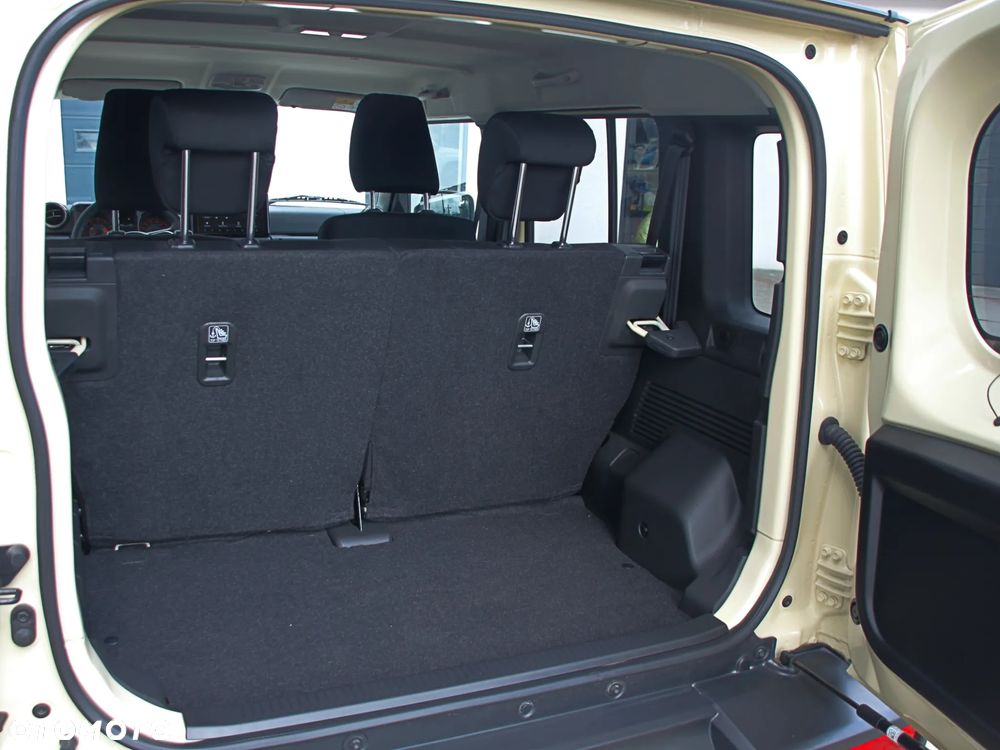 Suzuki Jimny 1.5 Elegance - 21