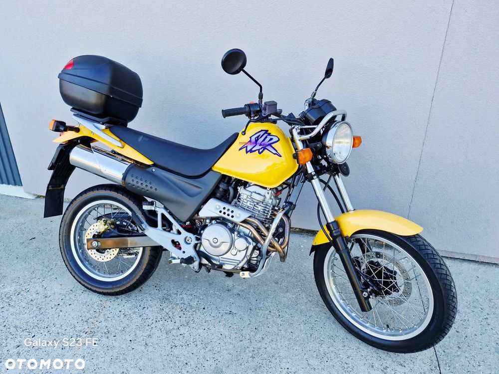 Honda XL - 18