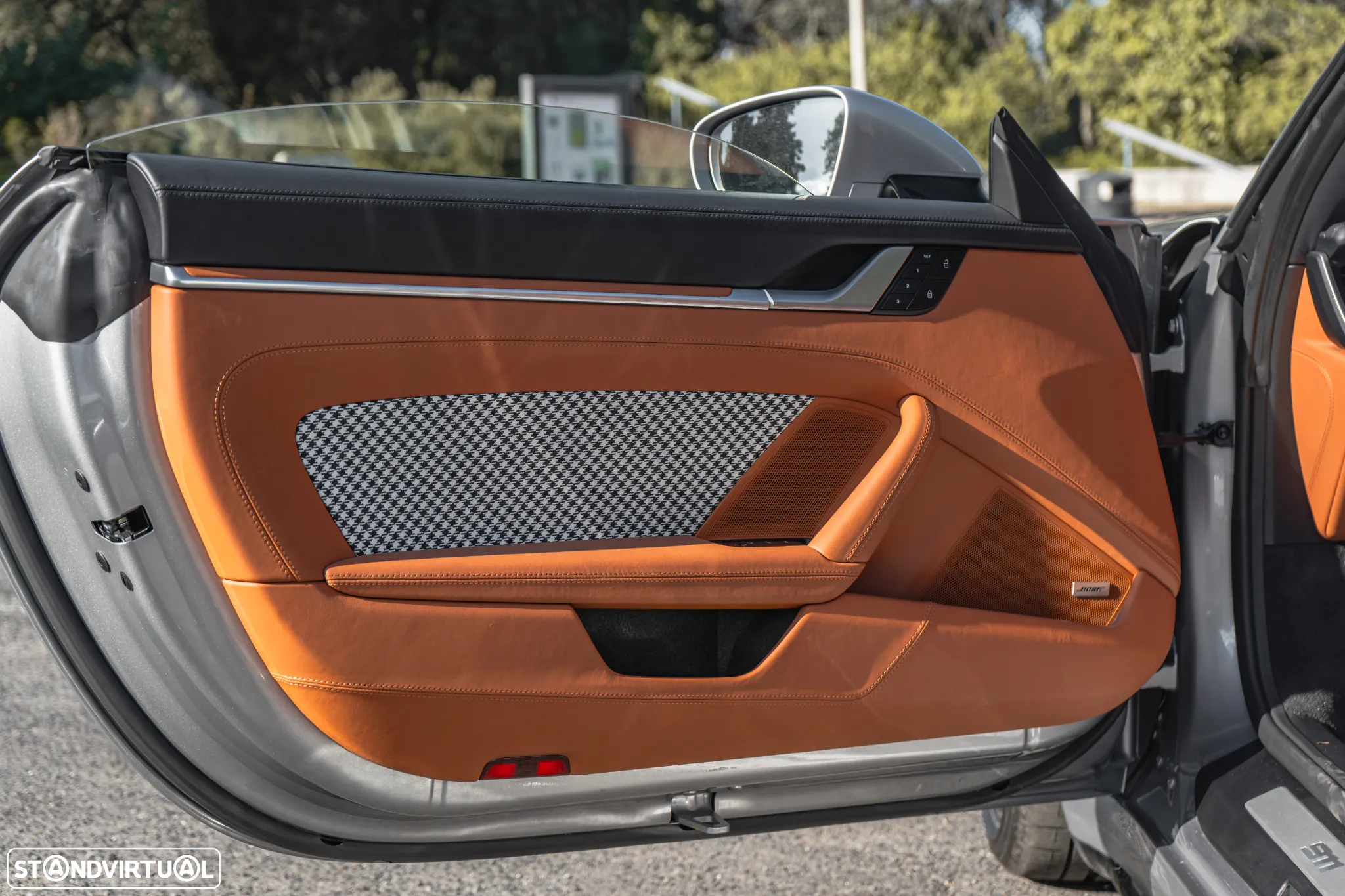Porsche 911 (992) Turbo S Cabriolet - 14