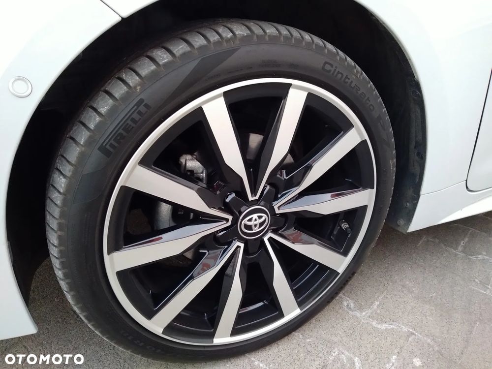 Toyota Corolla 1.8 Hybrid GR Sport - 14