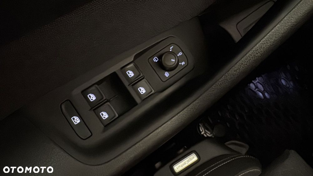 Volkswagen Passat - 18