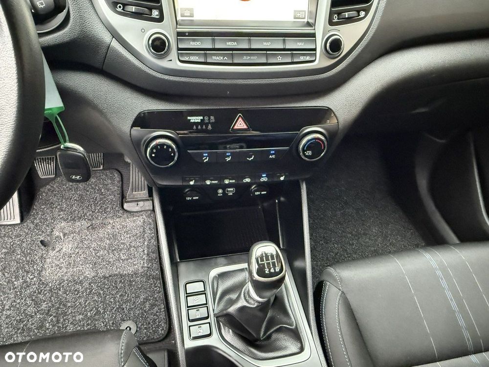 Hyundai Tucson 1.6 GDI BlueDrive Style 2WD - 21