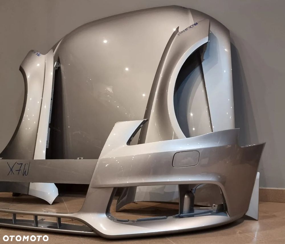 AUDI A4 B8 LIFT ZDERZAK PRZÓD POD CZUJNIKI PARKOWANIA W KOLOR: LX7W - 4