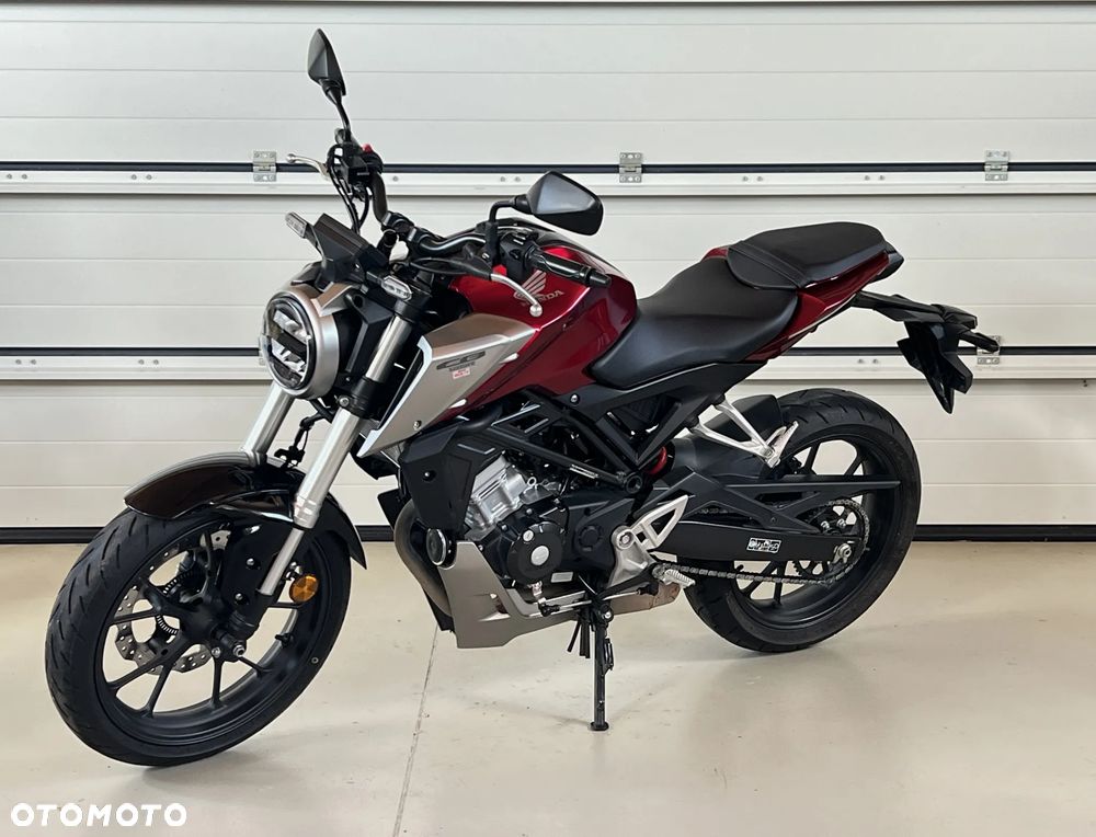 Honda CB - 1