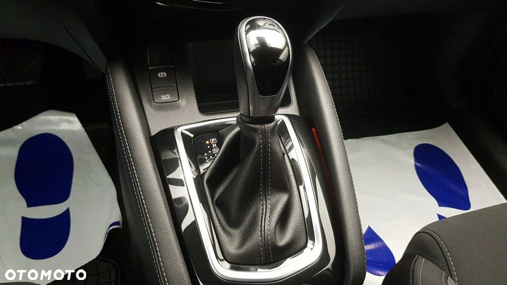 Nissan Qashqai - 30
