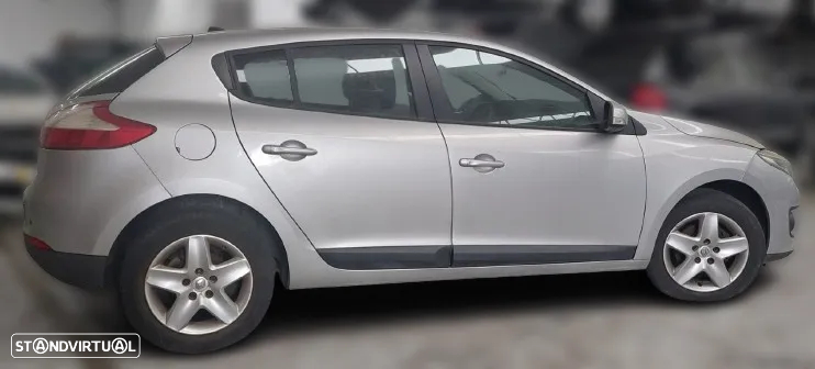RENAULT MÉGANE III PARA PEÇAS - 4