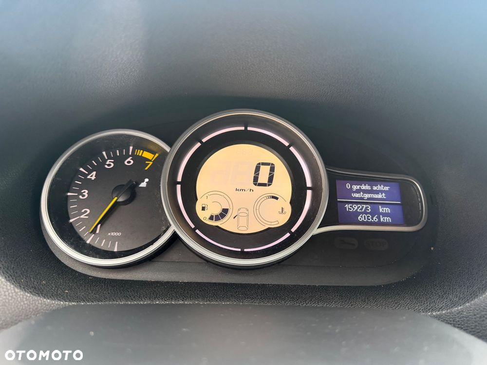 Renault Megane - 9