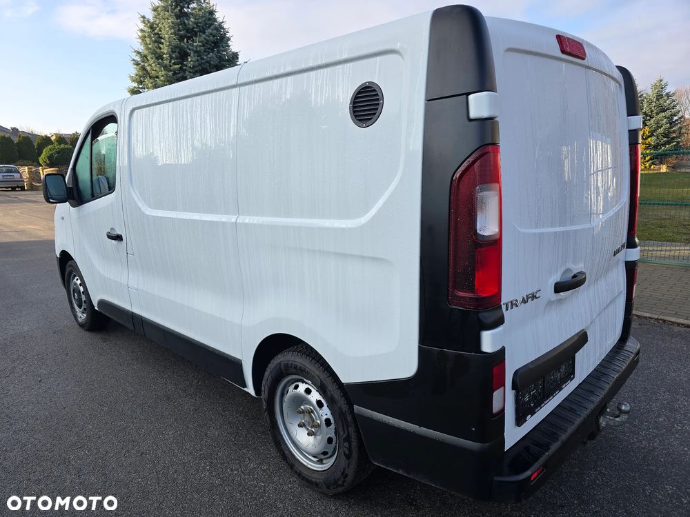 Renault Trafic - 2