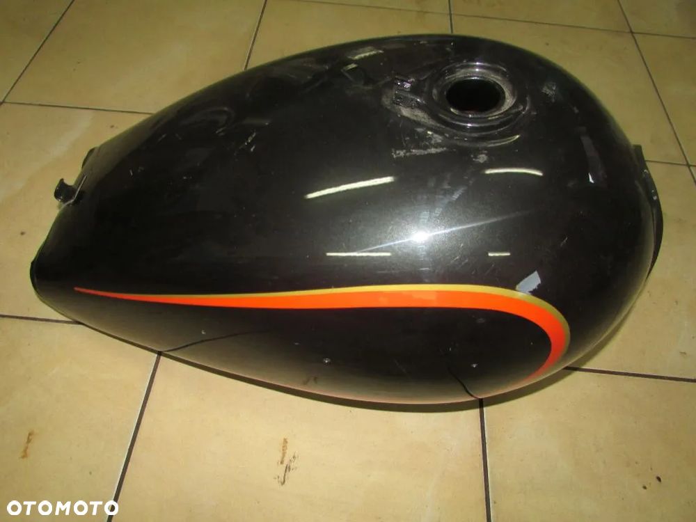 Moto Guzzi V65 C nie V50 zbiornik paliwa bak NOWY - 3