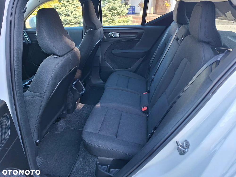 Volvo XC 40 D3 AWD Momentum - 21