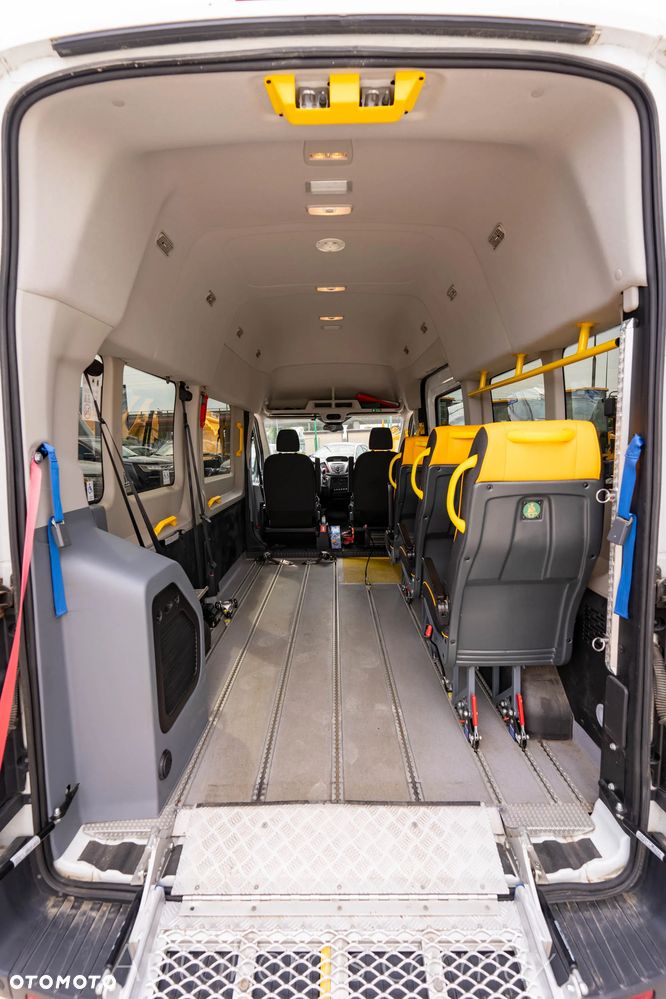 Ford Transit - 29