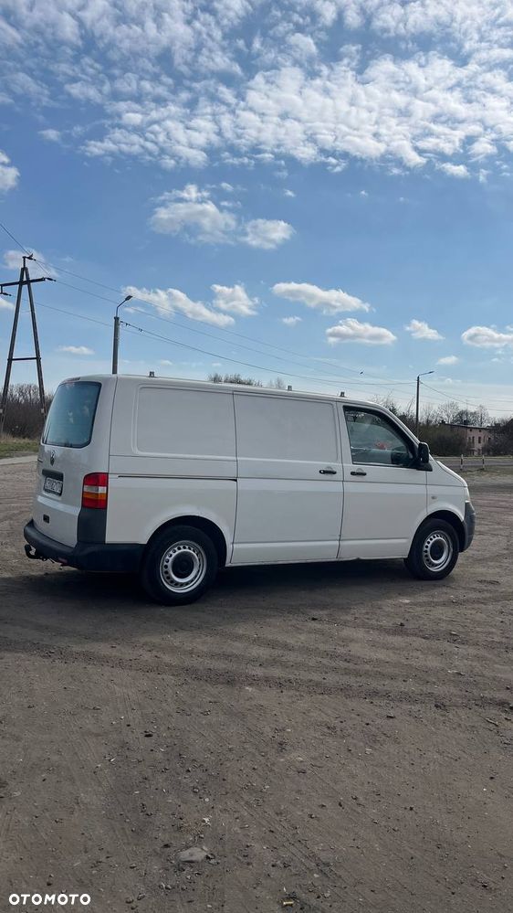 Volkswagen Transporter - 2