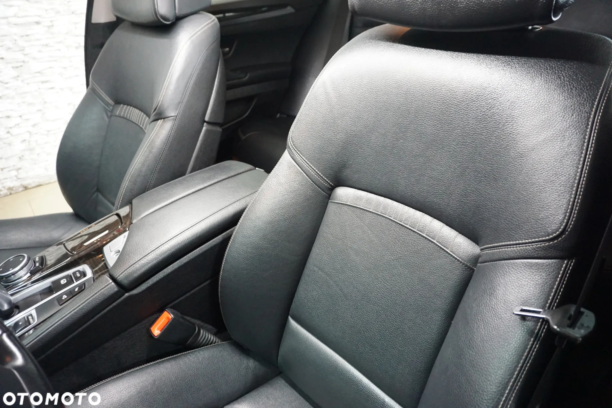 BMW Seria 5 520d xDrive Luxury Line - 25
