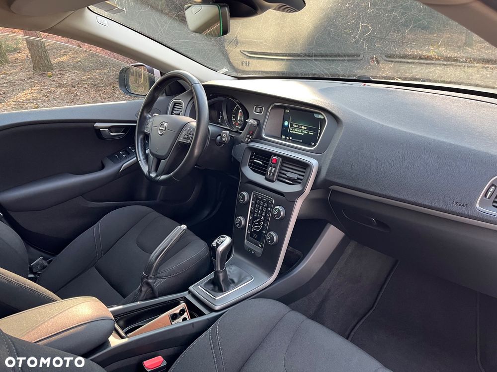 Volvo V40 D2 Kinetic - 11