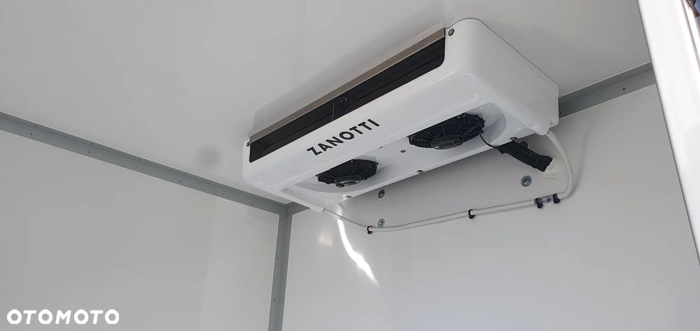 Iveco DAILY 35S18 - 11