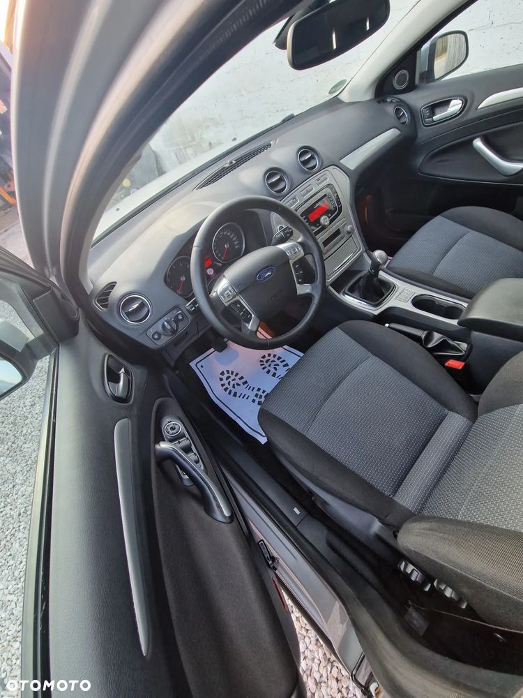 Ford Mondeo 2.0 Viva Titanium - 17