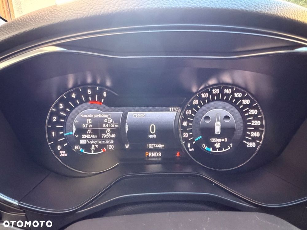 Ford Mondeo - 29