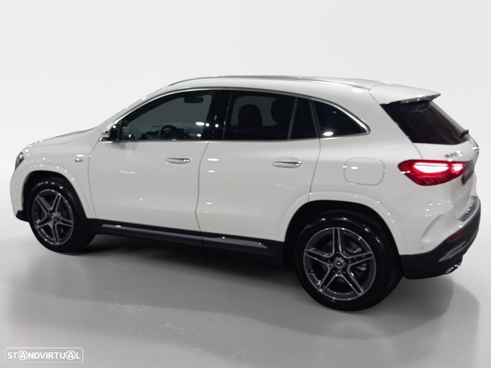 Mercedes-Benz GLA 250 - 2