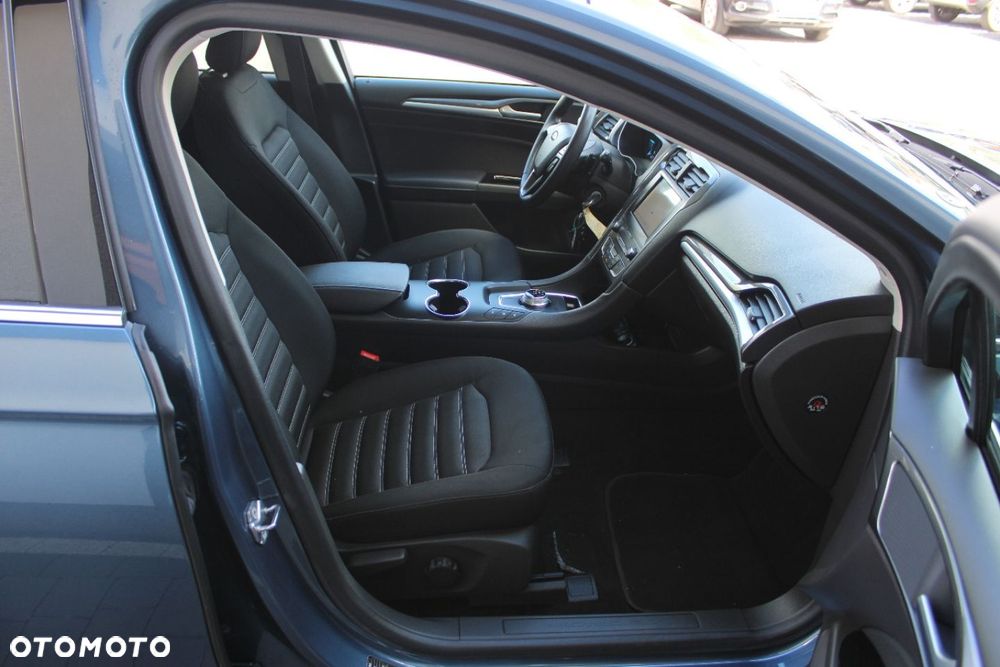 Ford Mondeo - 24
