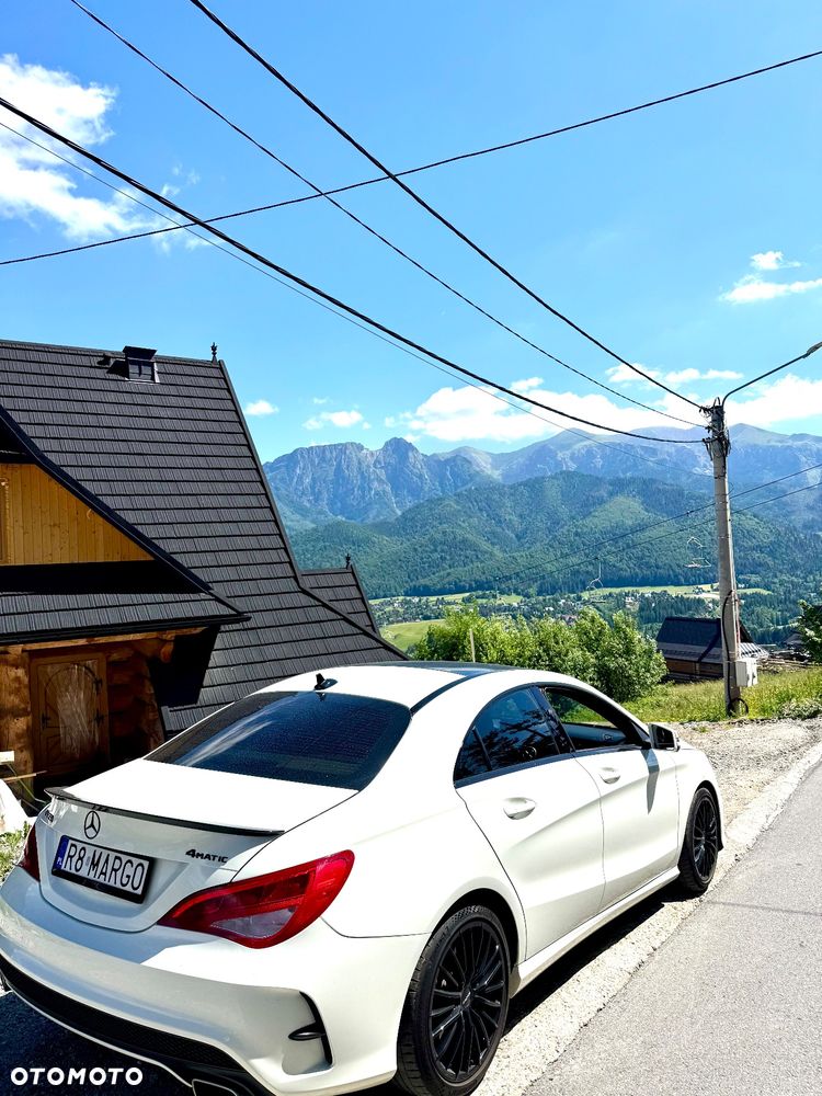 Mercedes-Benz CLA 250 4Matic 7G-DCT - 3