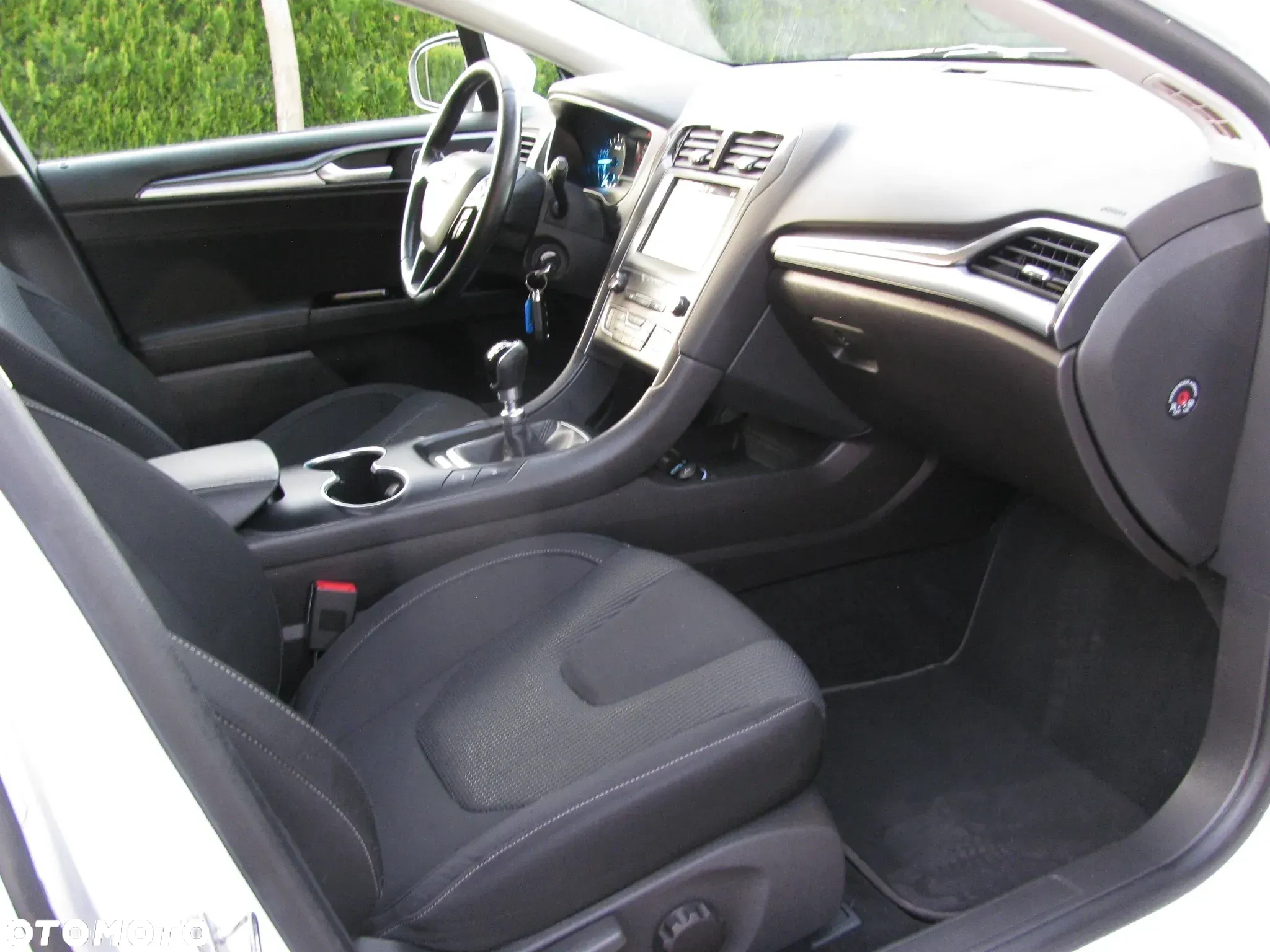 Ford Mondeo - 18