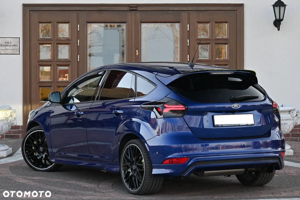 Ford Focus SW 1.5 EcoBoost S&S ST-LINE - 15