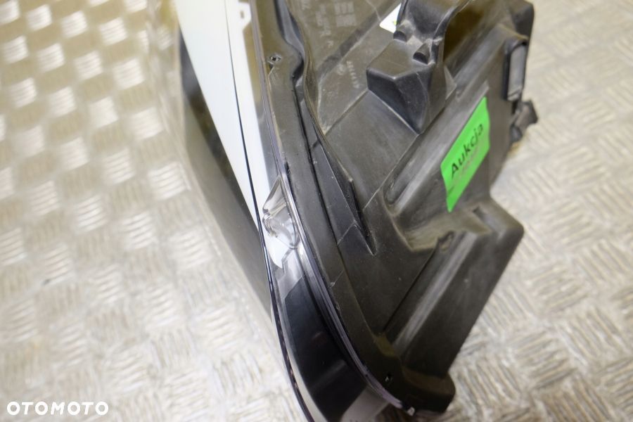 BMW X1 E84 2013- REFLEKTOR LAMPA XENON Z LED PRAWA USA - 5