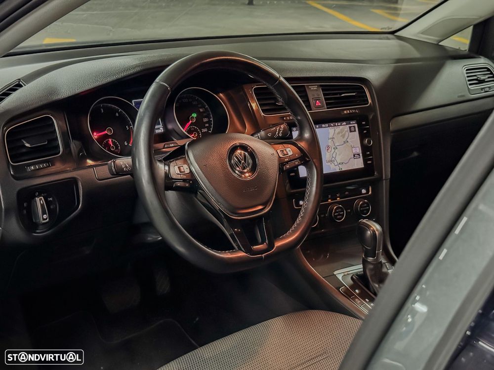 VW Golf Variant 1.6 TDi Confortline DSG - 10