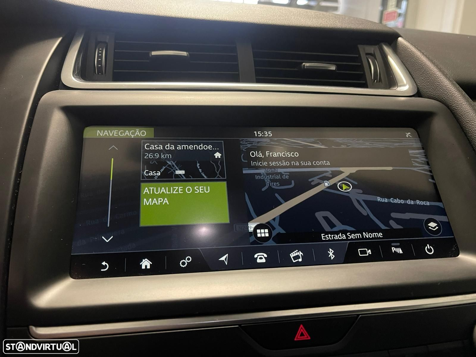 Jaguar E-Pace 2.0 i4D R-Dynamic - 19