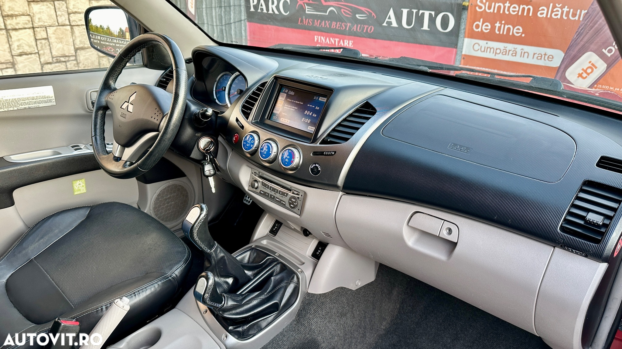 Mitsubishi L200 - 10