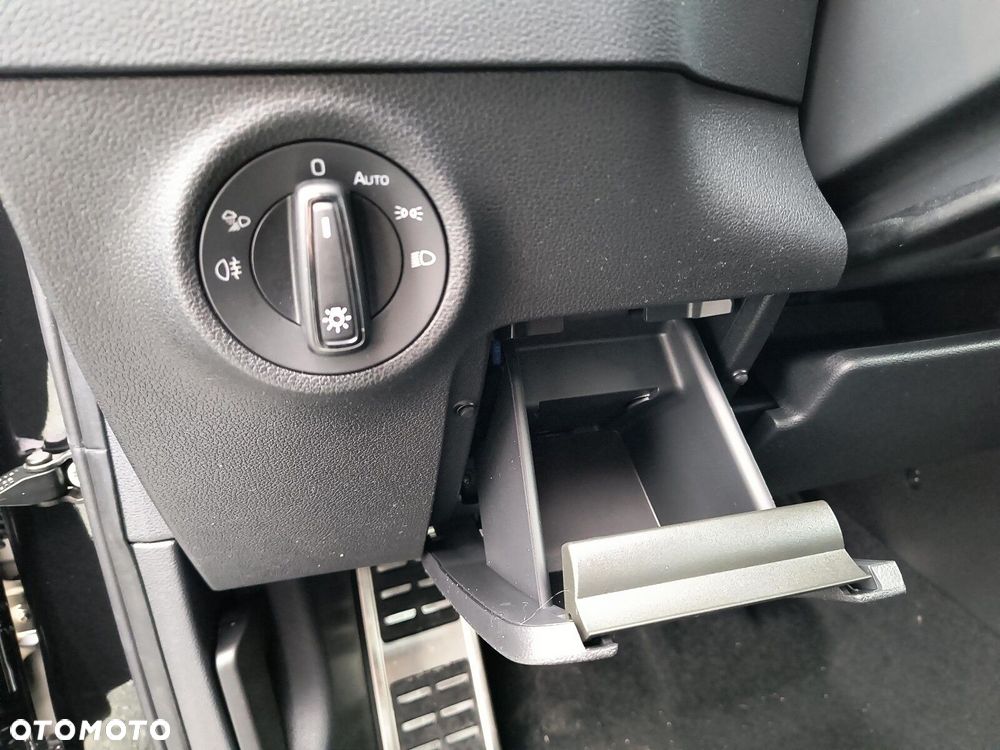 Skoda Karoq 2.0 TDI SCR 4x4 Sportline DSG - 23