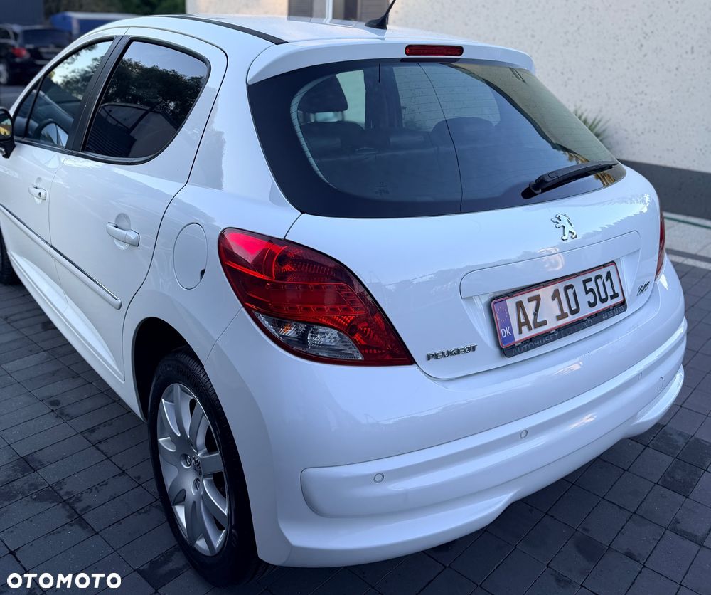 Peugeot 207 120 VTi Sport - 25