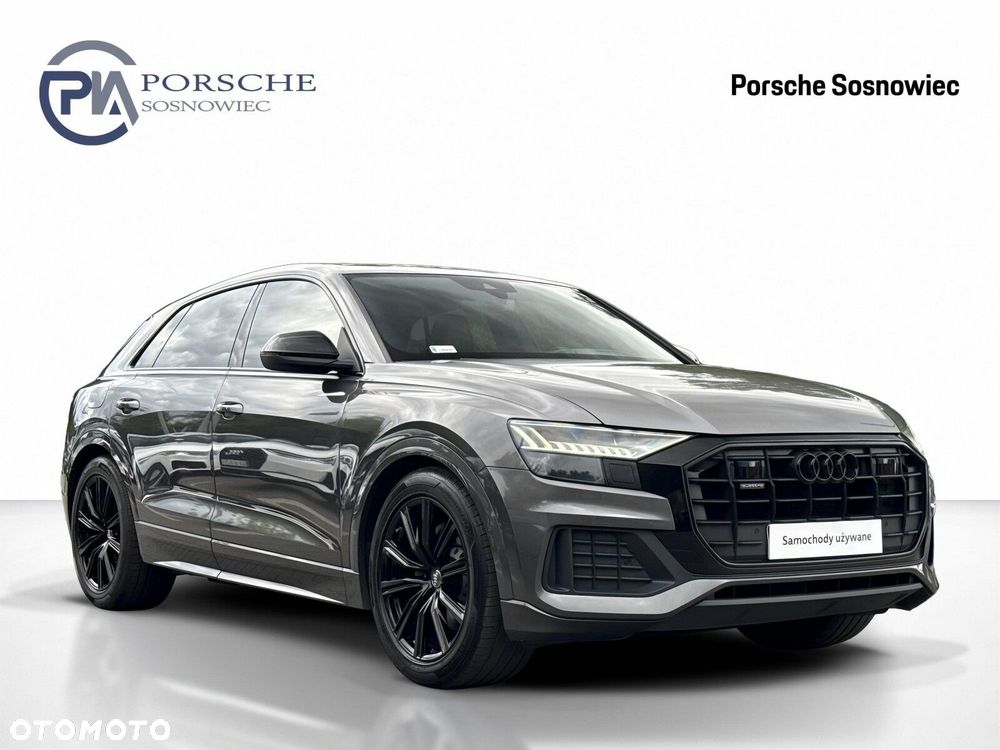 Audi Q8 - 8
