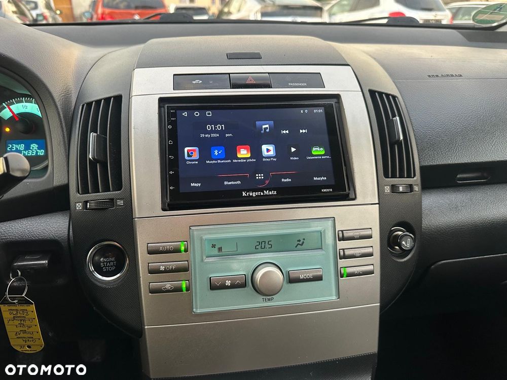 Toyota Corolla Verso 1.8 Sol 7os - 9