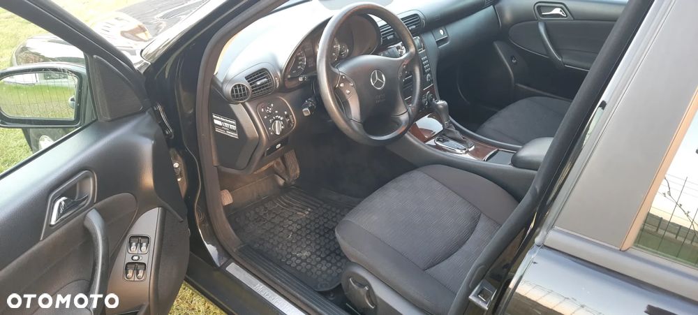 Mercedes-Benz Klasa C 180 Kompressor Automatik Classic - 10