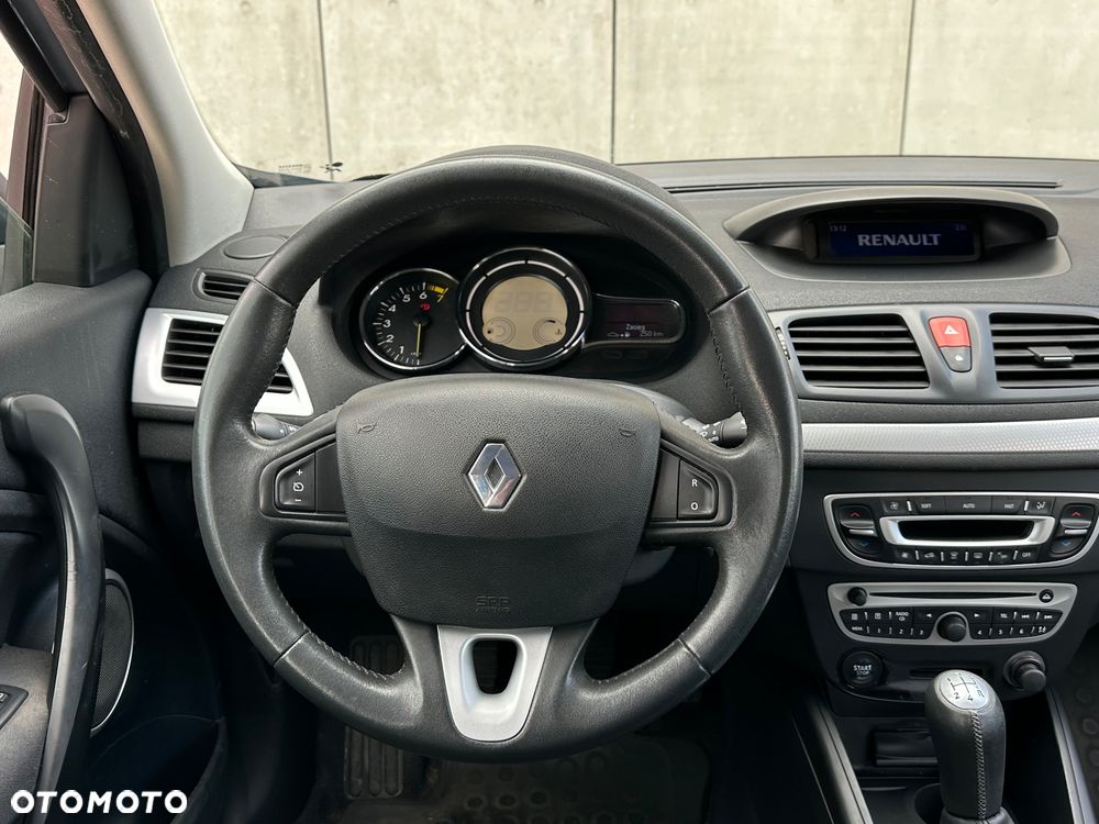 Renault Megane 1.6 16V Color Edition - 7
