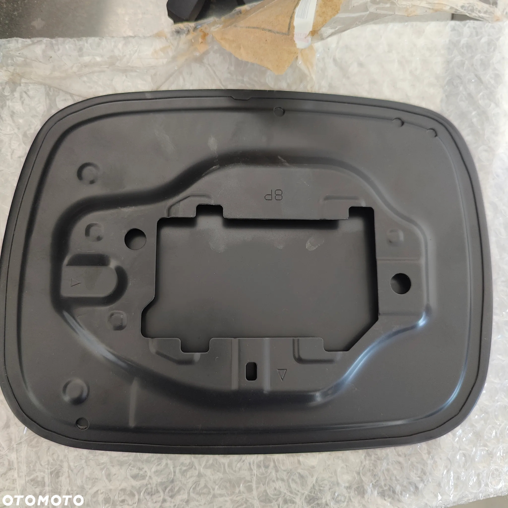 Klapka Plug  In Lexus nx450h - 3