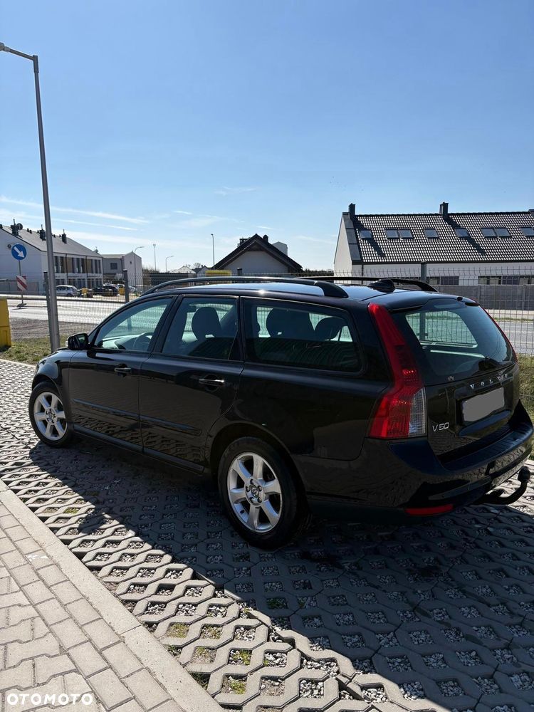 Volvo V50 1.6D Momentum - 4