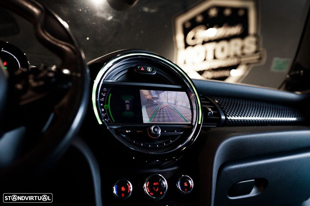 MINI 5 Portas Cooper S Aut. JCW - 21