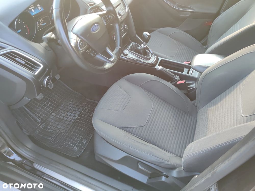 Ford Focus 1.5 TDCi Titanium - 15