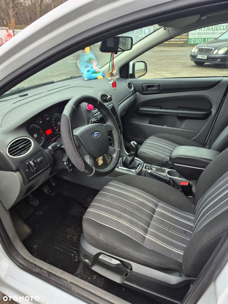 Ford Focus 1.6 TDCi Trend - 8