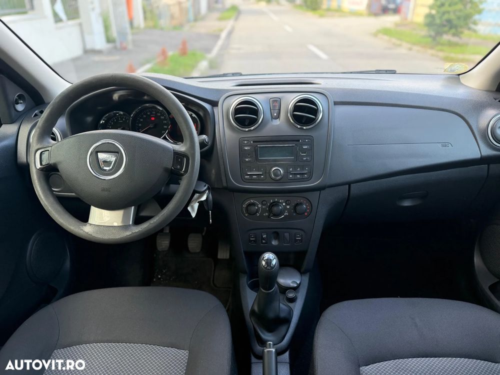 Dacia Sandero - 11