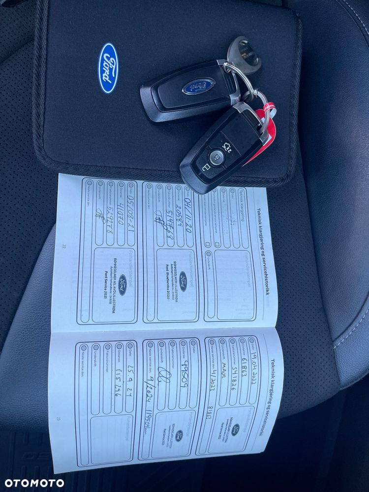 Ford Mondeo 2.0 Hybrid Titanium - 34