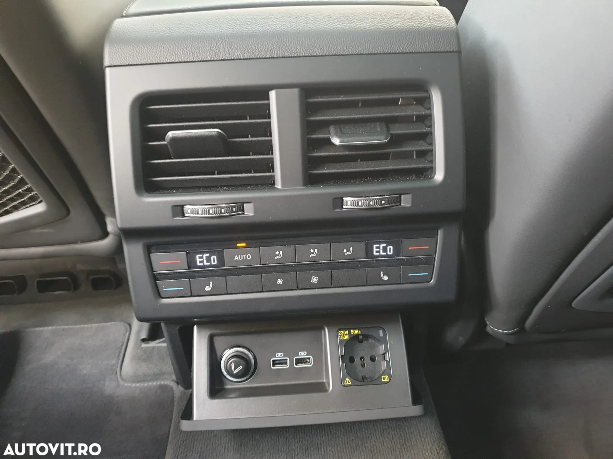 Volkswagen Touareg 3.0 V6 TDI 4Motion DPF Automatik Atmosphere - 10