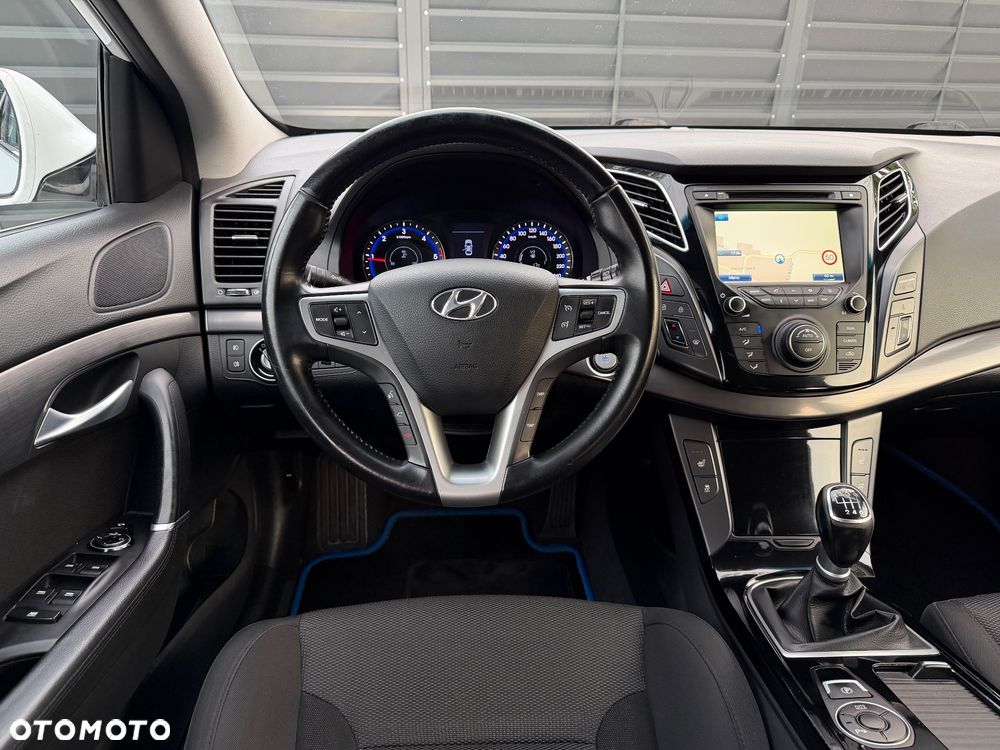 Hyundai i40 1.7 CRDi Comfort + - 13