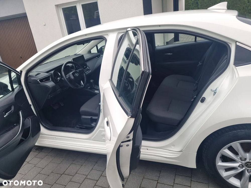 Toyota Corolla 1.8 Hybrid GPF Comfort - 24