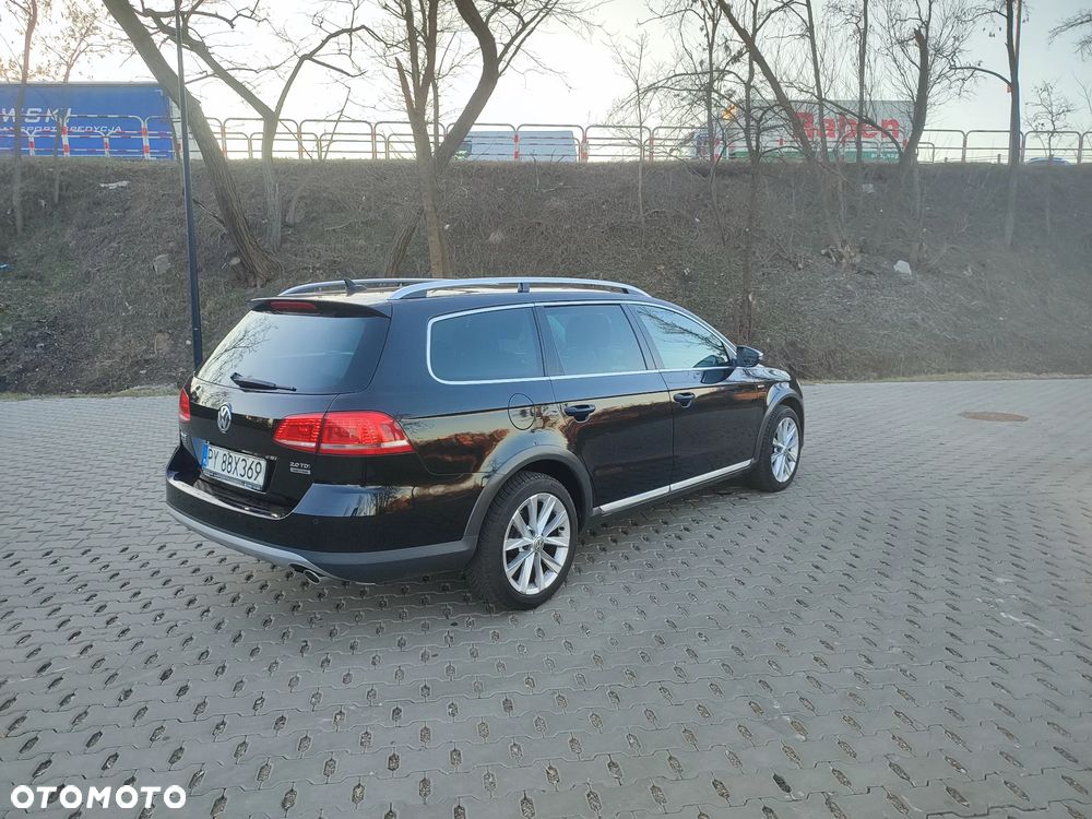Volkswagen Passat Alltrack 2.0 TDI 4Motion DSG BlueMotion Tec - 12