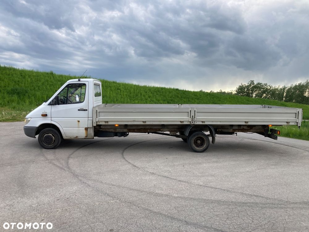 Mercedes-Benz 416 - 12