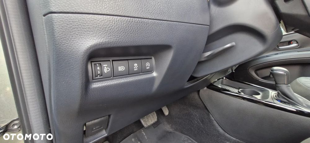 Toyota Aygo X 1.0 VVT-i Executive CVT - 28